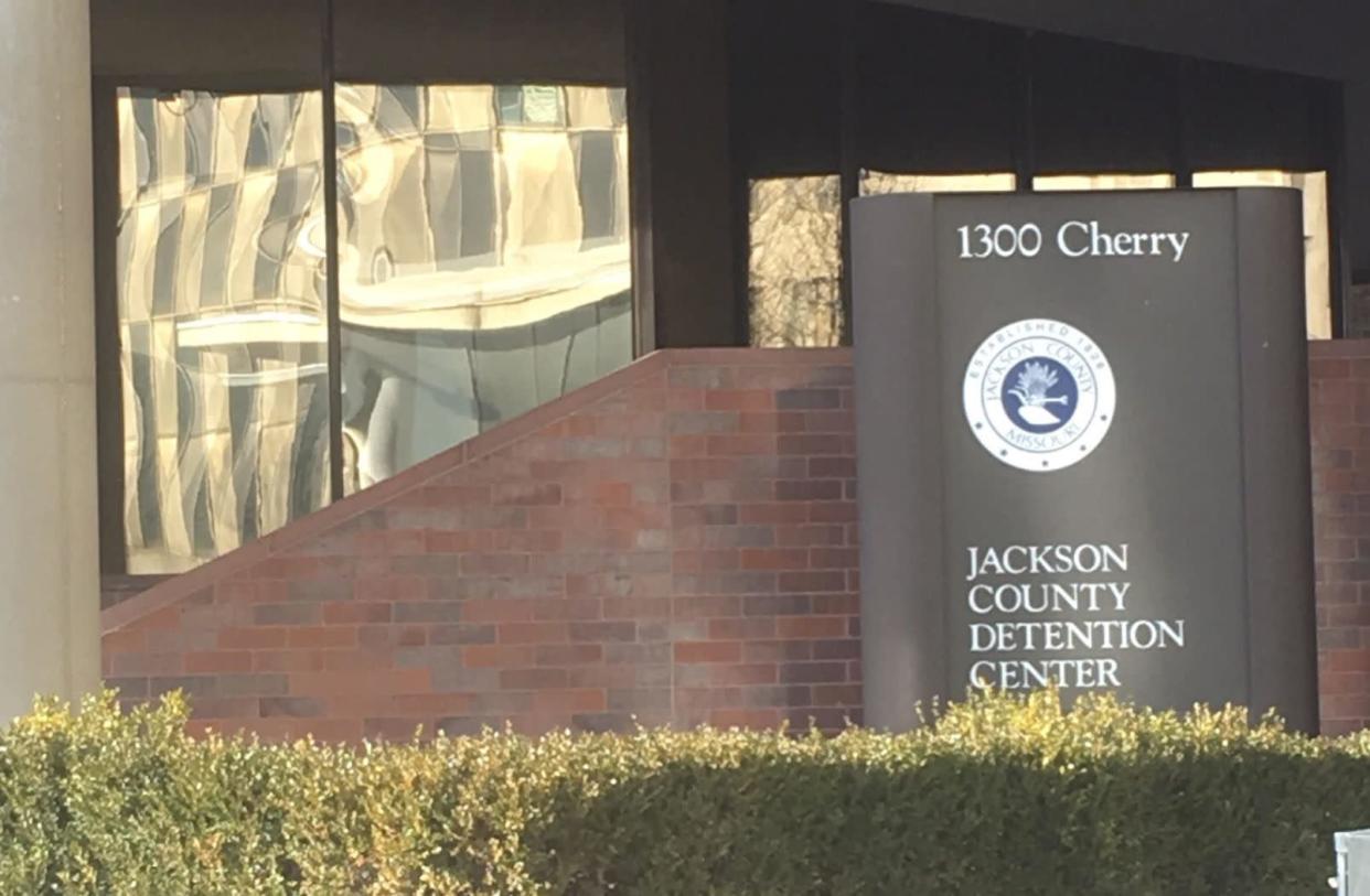 Attorneys are claiming that they are unable to see their clients at the Jackson County Detention Center unless they remove their underwire bra to pass through metal detectors. (Photo: Twitter)