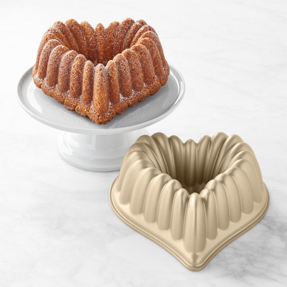 Heart-Shaped Bundt Pan Deals