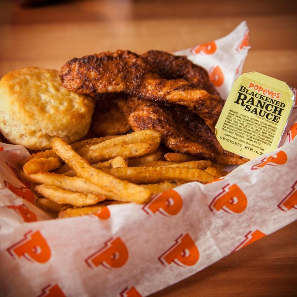 Popeyes blackened ranch is like a soulful version of ranch. It's the only sauce to pick when you want your Popeyes chicken to have more pizzazz. 