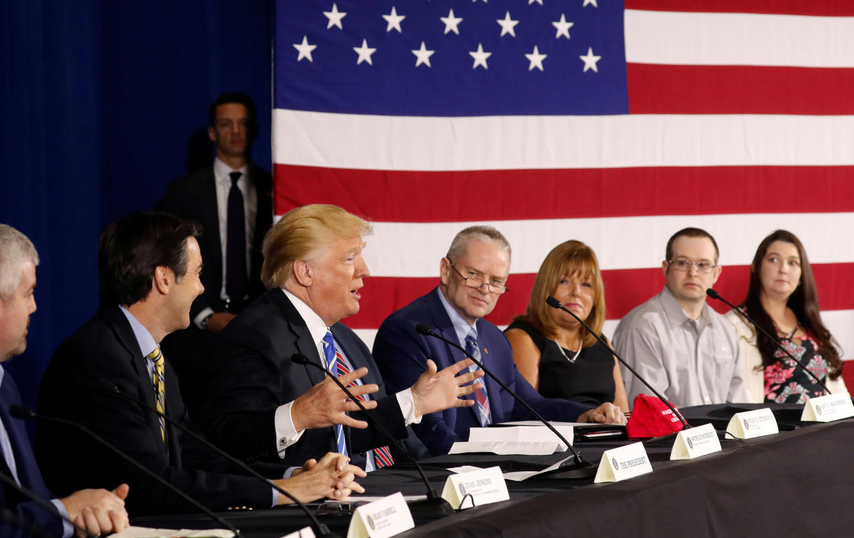 Polls show that President Donald Trump, seen here in West Virginia on Thursday, and his fellow Republicans are having a tough time selling the&nbsp;benefits of their signature tax-cut legislation.&nbsp; (Photo: Kevin Lamarque / Reuters)