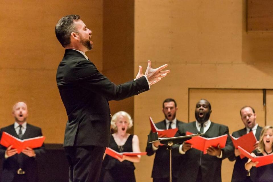 Patrick Dupré Quigley, founder and artistic director of Seraphic Fire, will be the symphony’s guest conductor for Handel’s “Messiah.”