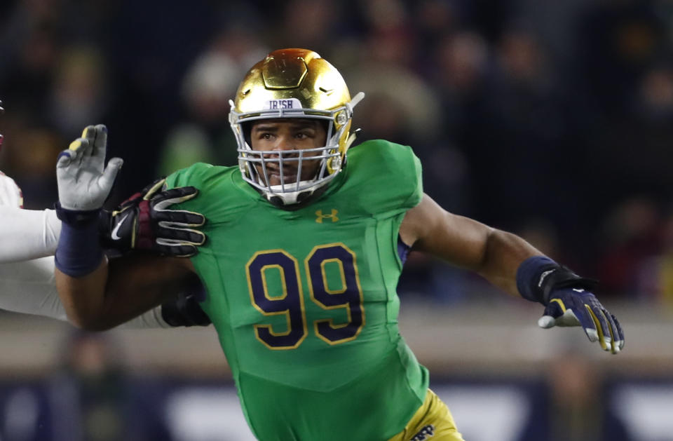 Notre Dame defensive lineman Jerry Tillery has first-round talent. (AP Photo)