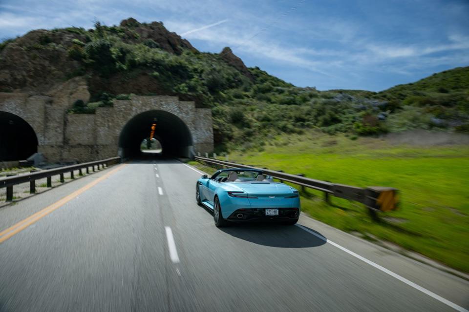 2024 aston martin db12 volante