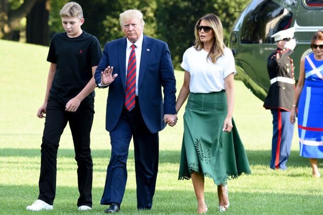 Barron Trump Unrecognisable In New Photos With Donald And Melania Trump 