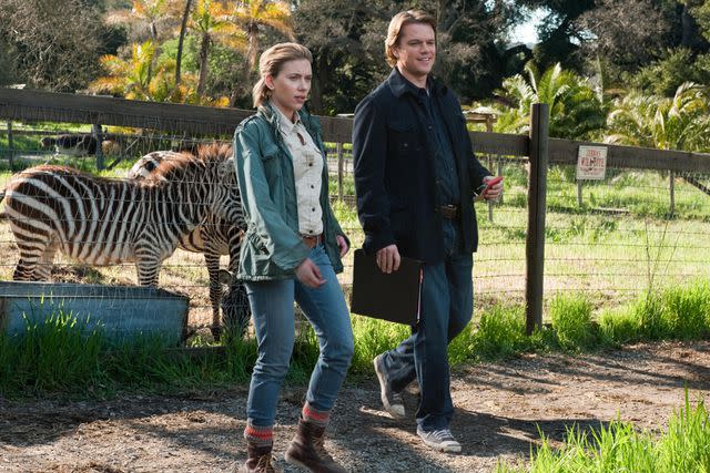 <p>Twentieth Century Fox Film/Kobal/Shutterstock</p> Scarlett Johansson and Matt Damon in <em>We Bought a Zoo</em> (2011)