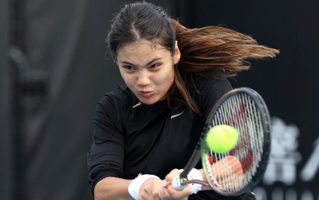 Emma Raducanu has a broken forehand – no wonder she is struggling for power