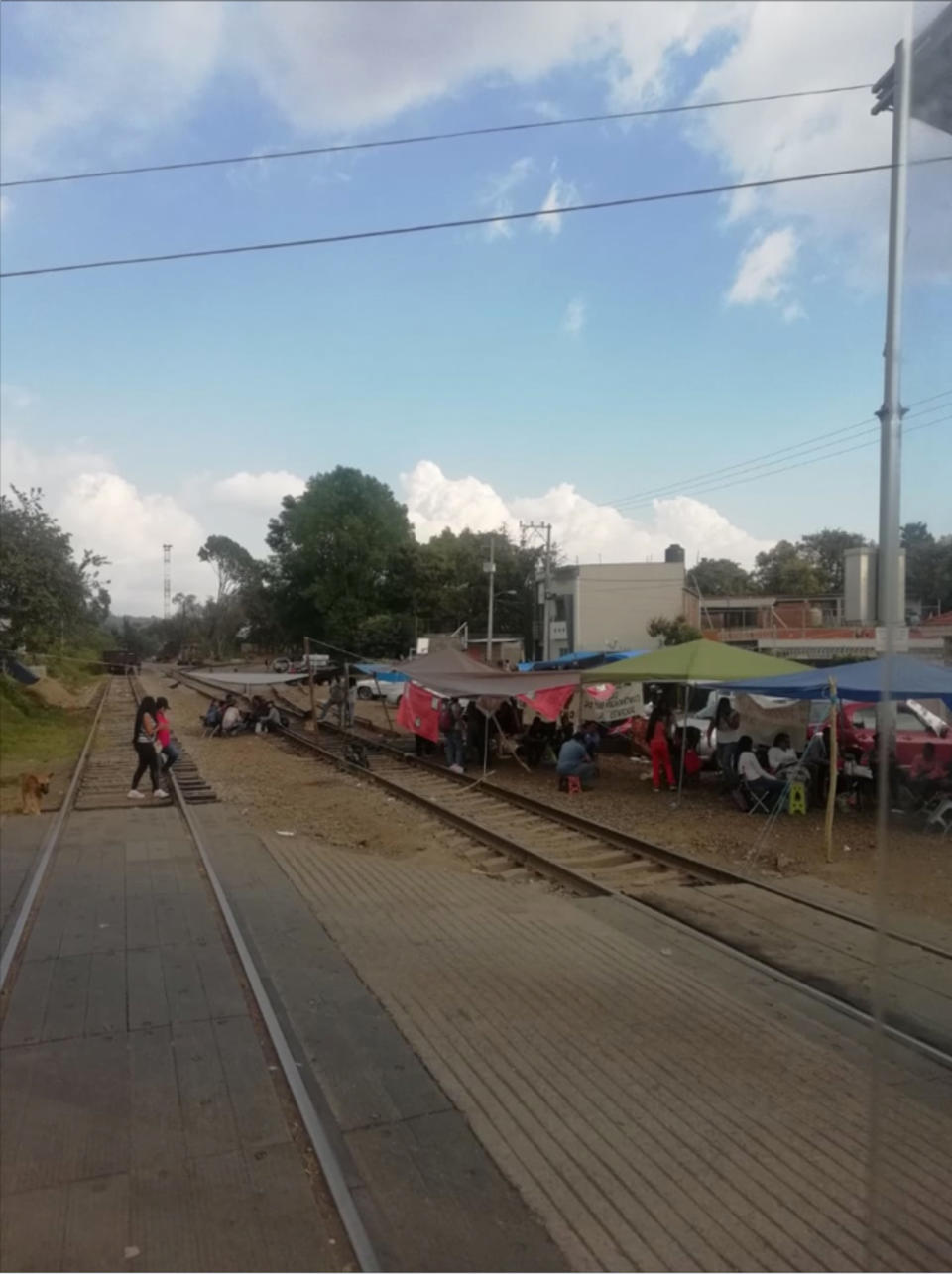 FOTOS | Caos económico en México por bloqueo de la CNTE a trenes en Michoacán