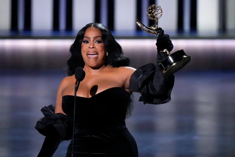 Niecy Nash-Betts delivered a triumphant speech preaching self-love at Monday's Emmy Awards.