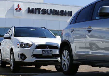 A Mitsubishi Motors dealership is shown in Poway, California July 27, 2015. REUTERS/Mike Blake