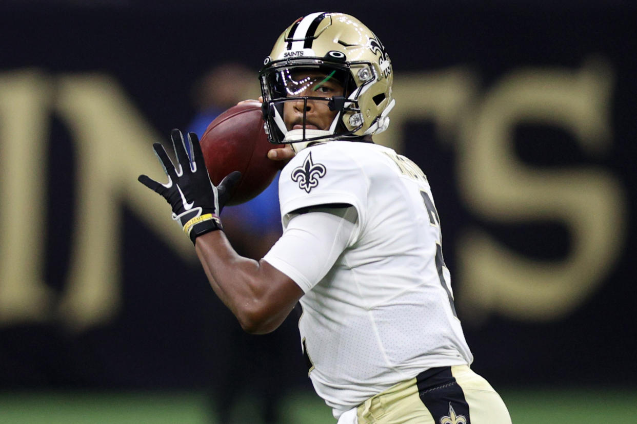 NEW ORLEANS, LOUISIANA - AUGUST 23: Jameis Winston #2 of the New Orleans Saints looks to throw a pass against the Jacksonville Jaguars at Caesars Superdome on August 23, 2021 in New Orleans, Louisiana. (Photo by Chris Graythen/Getty Images)