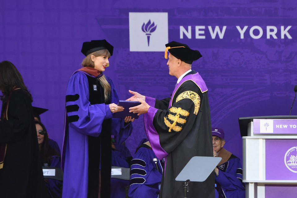 Taylor Swift at NYU 2022 Graduation