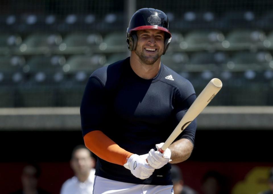 Tim Tebow's baseball options are reportedly growing. (AP)