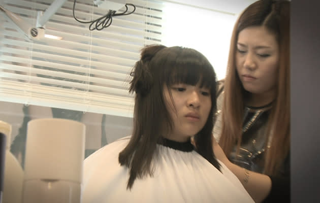 Anthea had a meltdown during a hair makeover (Photo courtesy of Channel M)