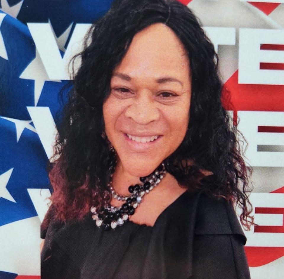 Chanetta Campbell-Brunson is running for Fort Myers City Council in Ward 2.