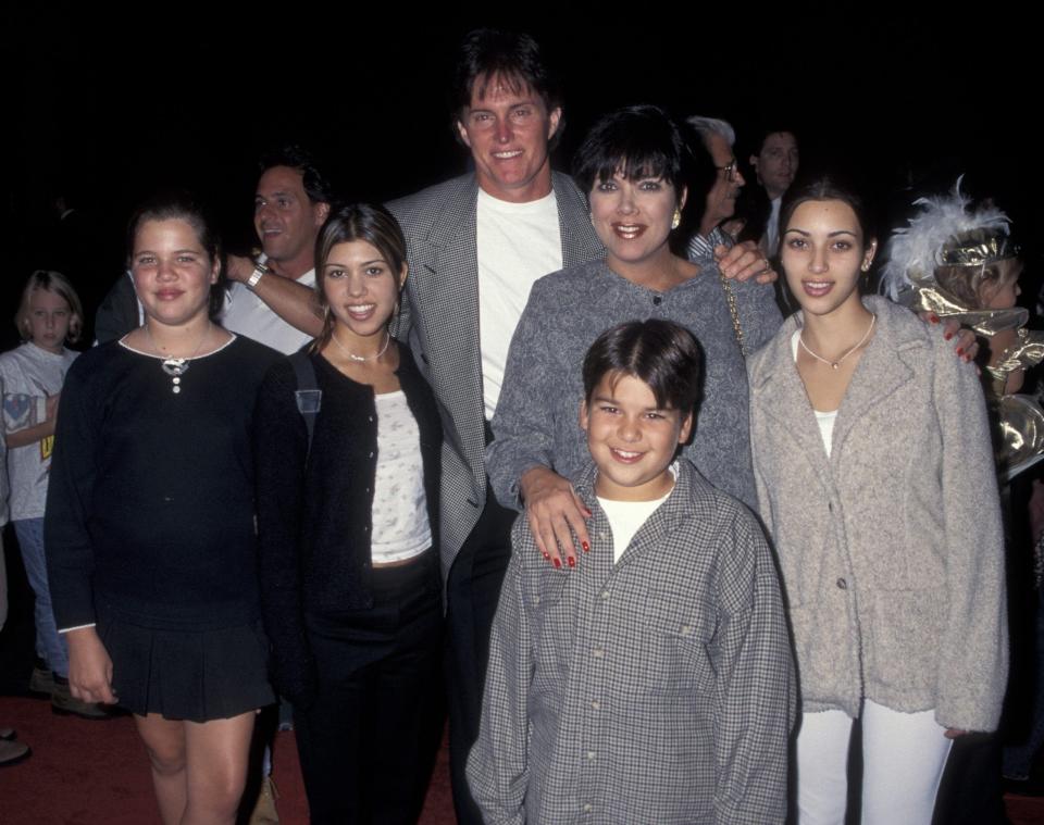 Khloe Kardashian, Kourtney Kardashian, Caitlyn Jenner, Kris Kardashian, Robert Kardashian and Kim Kardashian