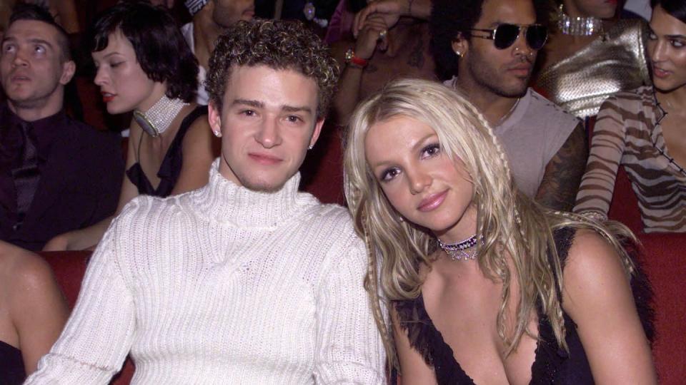 justin timberlake and britney spears at the 2000 mtv music video awards