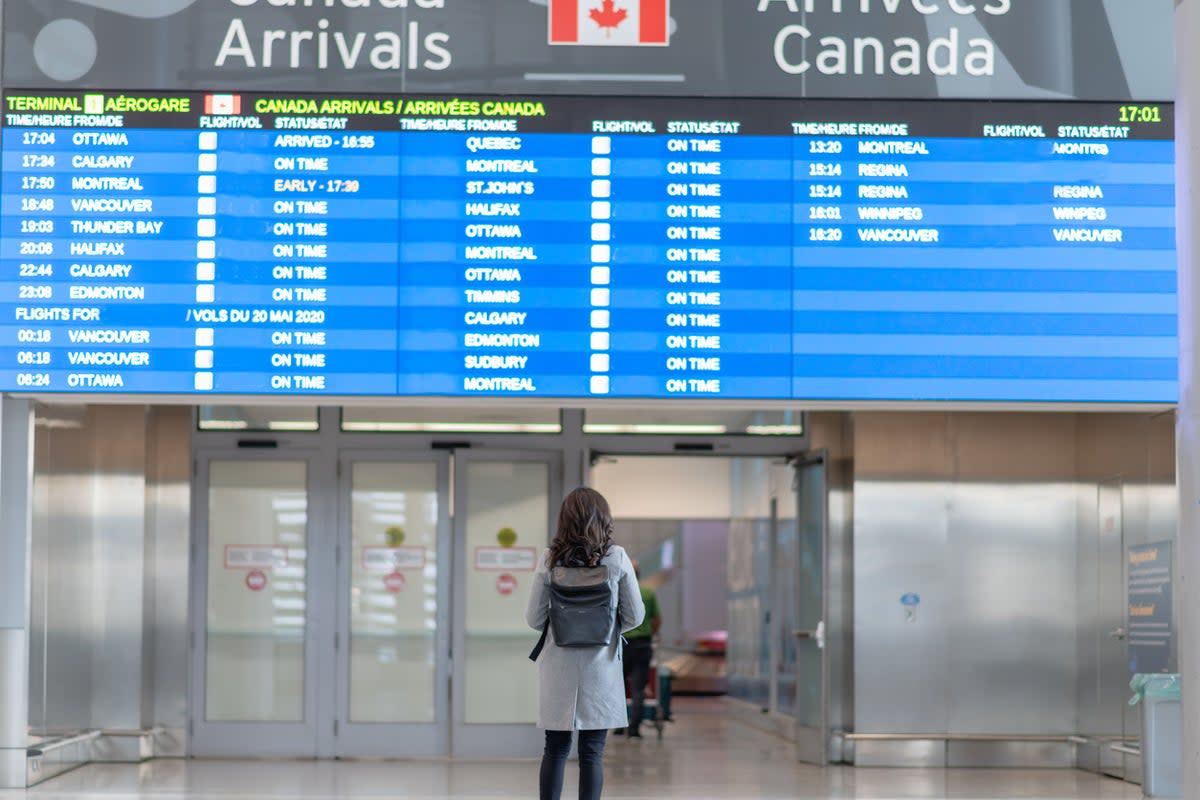 Arrivals at a Canadian airport (Getty Images/iStockphoto)