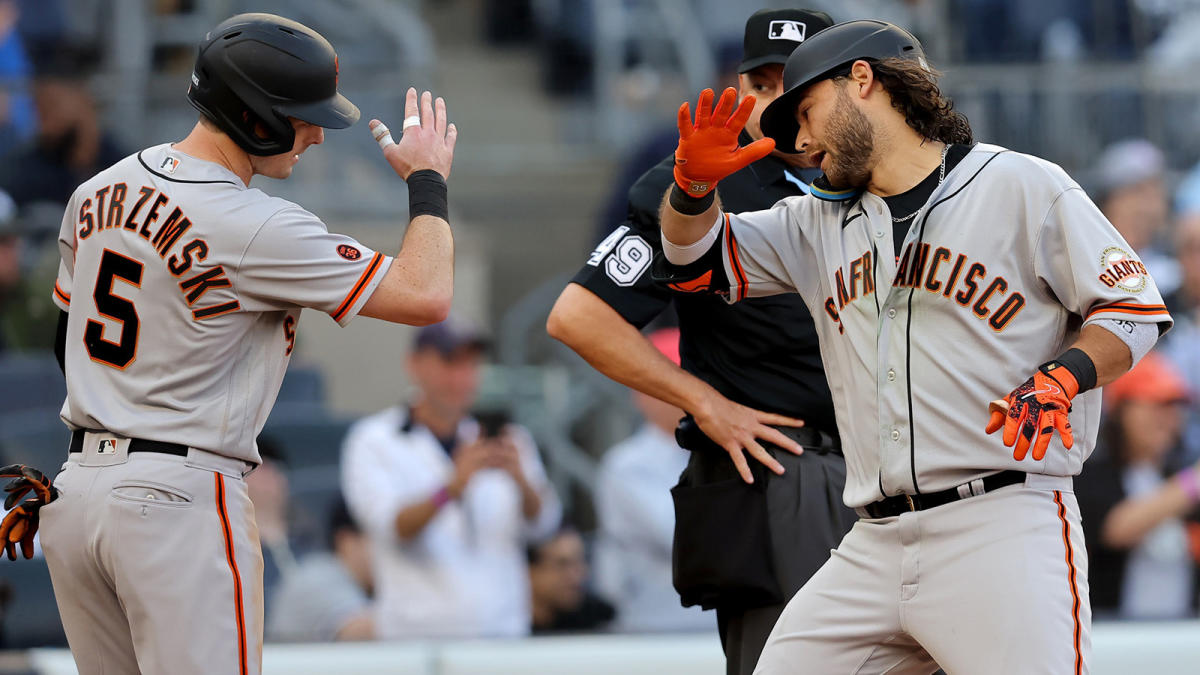 Giants' Crawford, Yastrzemski placed on injured list