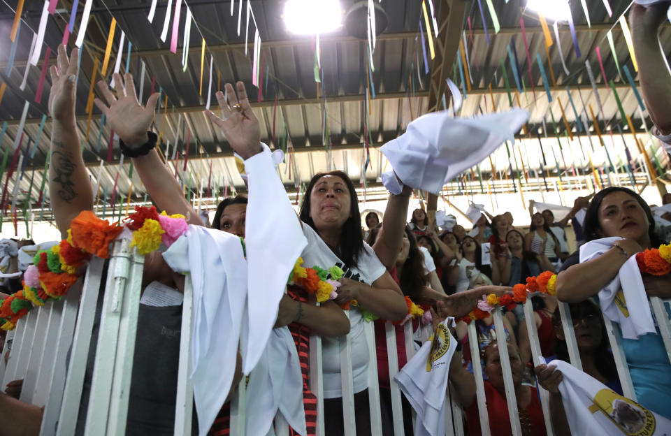 (FOTOS) El recibimiento que le han dado al Papa en Chile