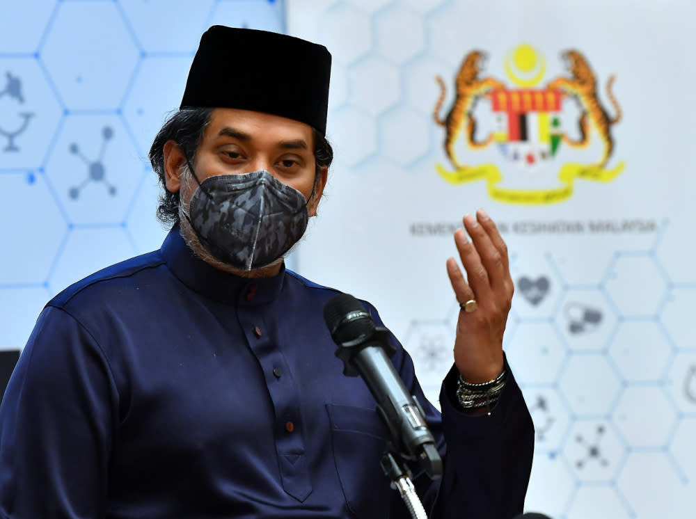 Health Minister Khairy Jamaluddin stressed that the Health Ministry is strongly against calling for a general election unless faced with an unavoidable situation such as was the case with the Melaka and Sarawak state elections. — Bernama pic
