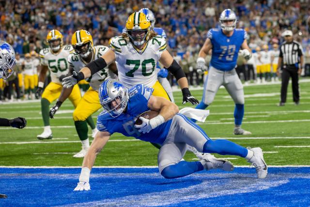 Detroit Lions snap losing streak with 15-9 win over Green Bay