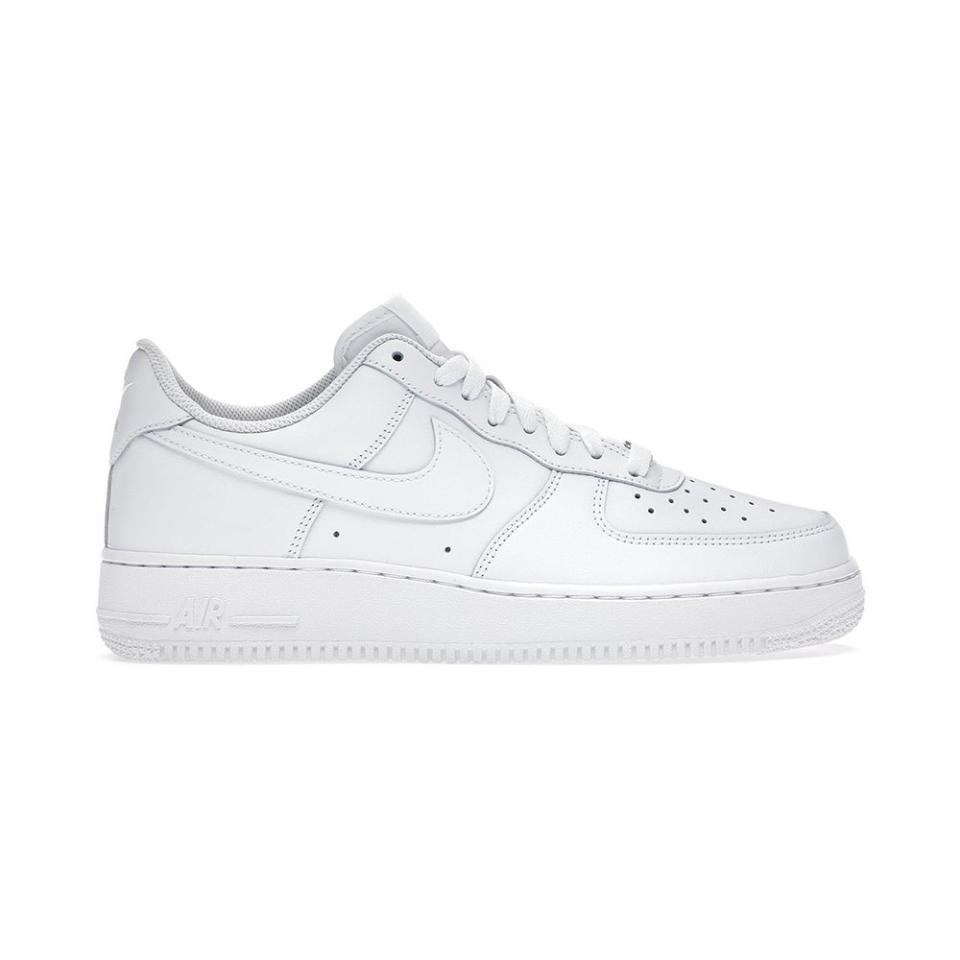 <p><a href="https://go.redirectingat.com?id=74968X1596630&url=https%3A%2F%2Fwww.nike.com%2Ft%2Fair-force-1-07-mens-shoes-jBrhbr%2FCW2288-111&sref=https%3A%2F%2Fwww.elle.com%2Ffashion%2Fshopping%2Fg46525028%2Fbest-valentines-day-gifts-for-boyfriend%2F" rel="nofollow noopener" target="_blank" data-ylk="slk:Shop Now;elm:context_link;itc:0;sec:content-canvas" class="link ">Shop Now</a></p><p>Air Force 1 ’07 </p><p>nike.com</p><p>$110.00</p><span class="copyright">Nike</span>