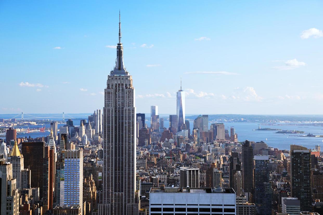 New York is the city with most super-rich people: Shutterstock / spatuletail