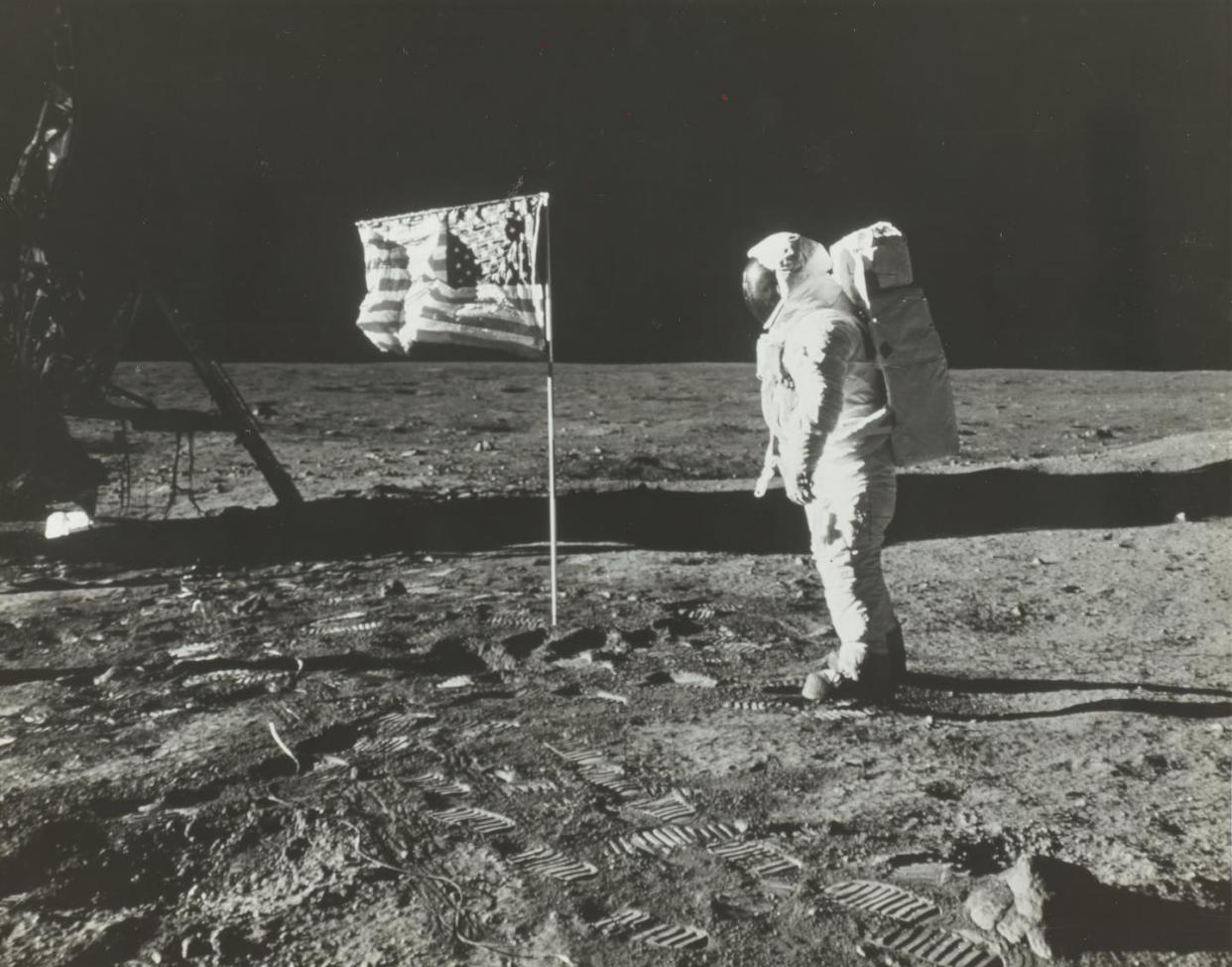 Astronaut Buzz Aldrin planted the U.S. flag on the Moon on July 20, 1969. <a href="https://www.gettyimages.com/detail/news-photo/buzz-aldrin-on-the-moon-with-the-american-flag-1969-artist-news-photo/1268487289?adppopup=true" rel="nofollow noopener" target="_blank" data-ylk="slk:Heritage Images/Hulton Archive via Getty Images;elm:context_link;itc:0;sec:content-canvas" class="link ">Heritage Images/Hulton Archive via Getty Images</a>