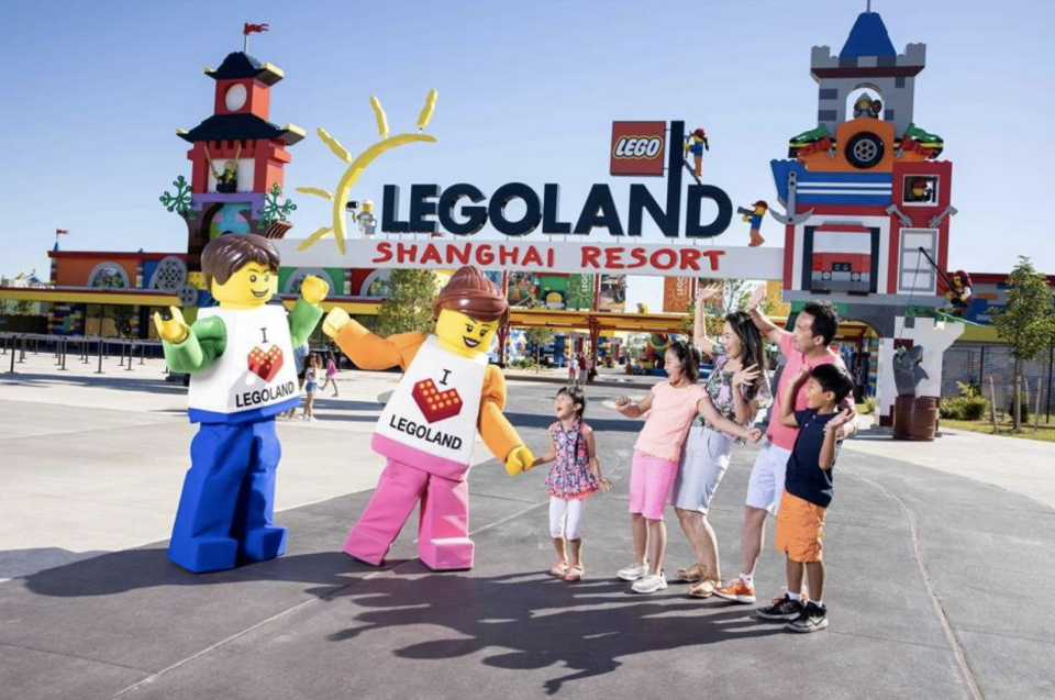 Alles so schön bunt hier: Das „Legoland Resort Shanghai“ lockt ab 2024 Bauklötzchen-Fans. - Copyright: Legoland Shanghai