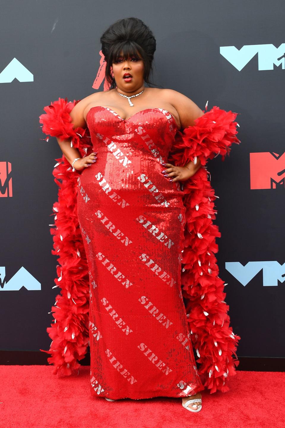 US singer Lizzo arrives for the 2019 MTV Video Music Awards at the Prudential Center in Newark, New Jersey on August 26, 2019. (Photo by Johannes EISELE / AFP)        (Photo credit should read JOHANNES EISELE/AFP/Getty Images)