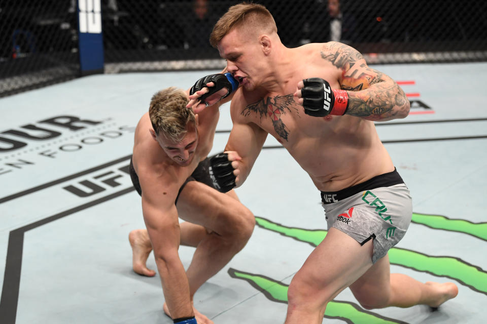 La fama del luchador australiano se disparó tras su sorprendente victoria por KO en el UFC Fight Island 6 del pasado 18 de octubre en Abu Dabi. Crute no partía como favorito, pero derrotó a Modestas Bukauskas en apenas 2 minutos. (Foto: Josh Hedges / Zuffa LLC / Getty Images).