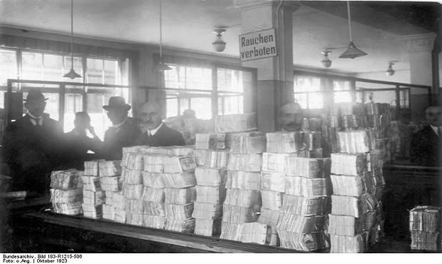 A inicios de la década de 1920 ser millonario en Alemania solo sirvió para hacer que el país fuese más pobre (imagen vía Wikimedia commons)