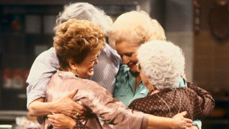 Golden Girls hug - Golden-Con is a Golden Girls convention coming to Chicago in April