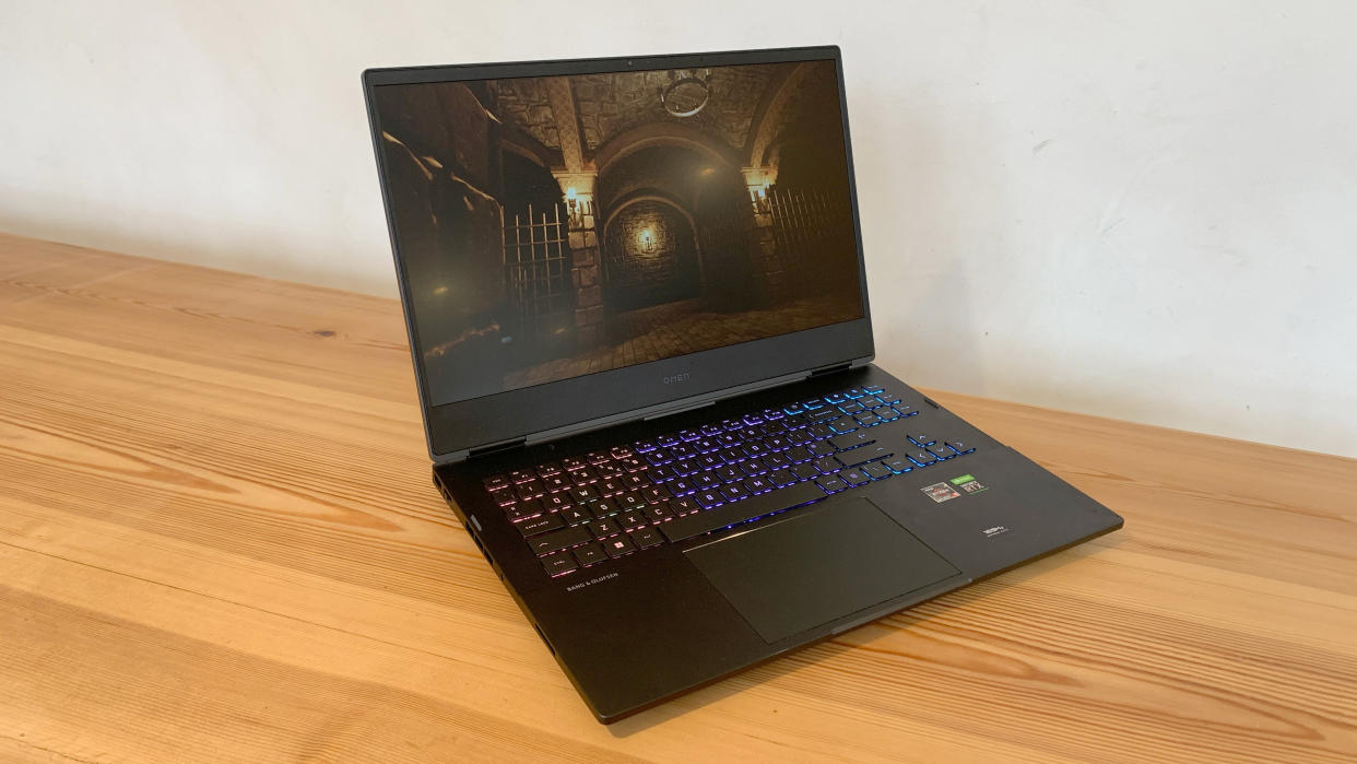  HP Omen 16. 