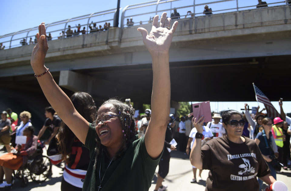 Activists block major freeway to protest gun violence in Chicago