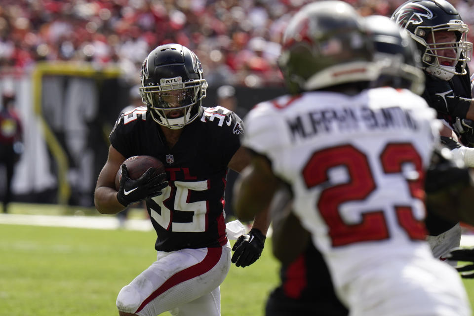 Atlanta Falcons running back Avery Williams (35) runs for a touchdown against the Tampa Bay Buccaneers last week. (AP Photo/Chris O'Meara)