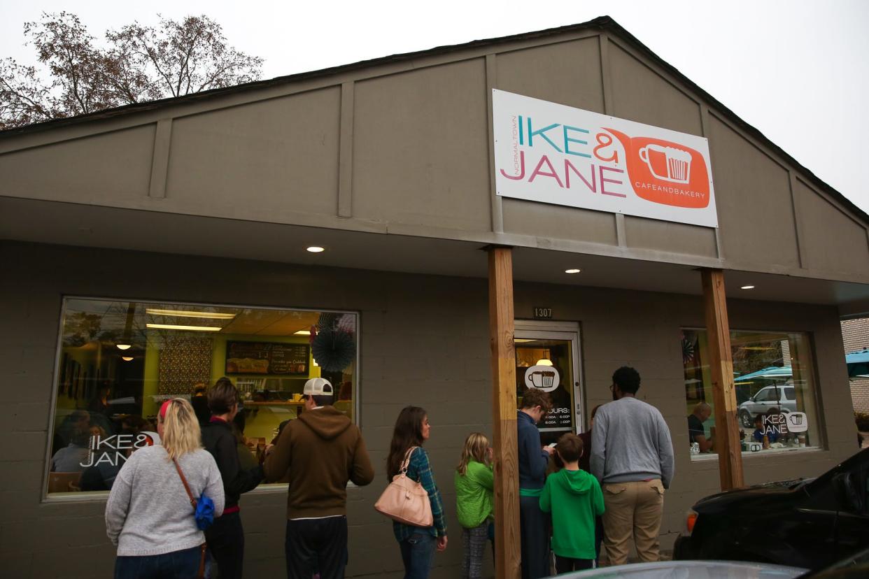A line of people stretches out the door during Ike & Jane Cafe and Bakery's final day of being open in Athens, Ga., on Wednesday, Nov. 27, 2019. [Photo/Austin Steele, for the Athens Banner-Herald]