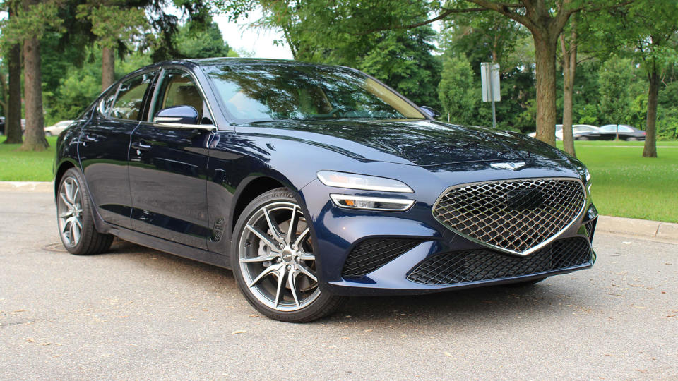 2022 Genesis G70