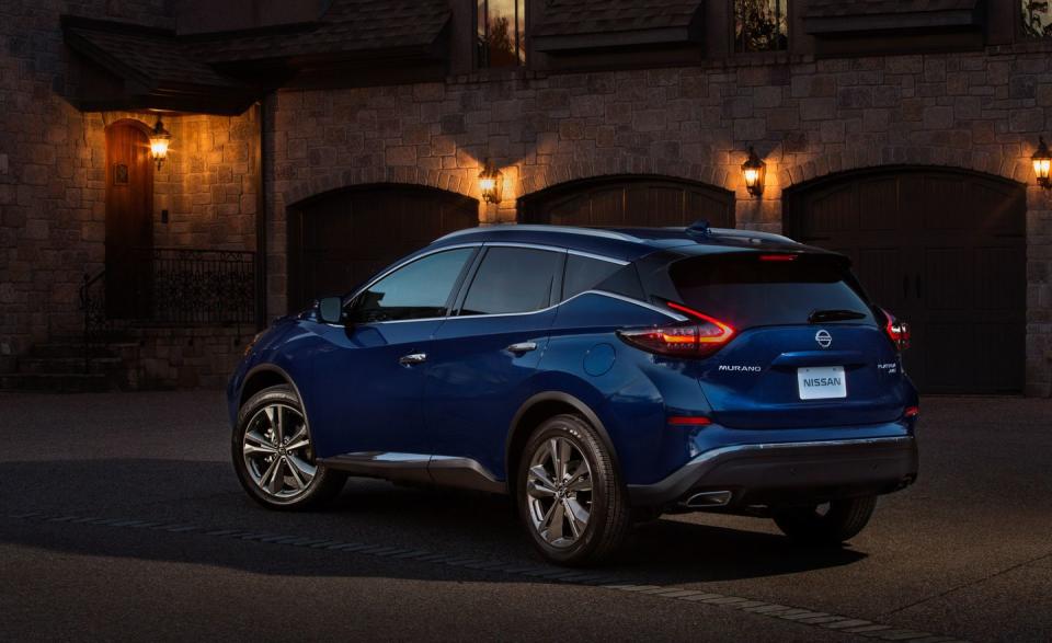 <p>Under the hood is the same 260-hp 3.5-liter V-6 that sent <a rel="nofollow noopener" href="https://www.caranddriver.com/reviews/2018-nissan-murano-instrumented-test-review" target="_blank" data-ylk="slk:a 2018 Platinum all-wheel-drive model;elm:context_link;itc:0;sec:content-canvas" class="link ">a 2018 Platinum all-wheel-drive model</a> to 60 mph in 7.3 seconds, the CVT's occasional droning slightly marring the energetic acceleration.</p>