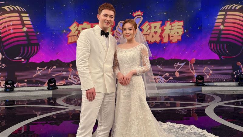 李子森和杜忻恬被拱原地結婚。（圖／中視提供）