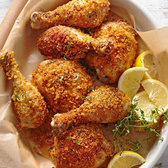 Expand your dinner repertoire with these easy, healthy chicken recipes. Each nutritious dish has fewer than 400 calories per serving, proving you can make guilt-free chicken recipes that taste like an indulgence.