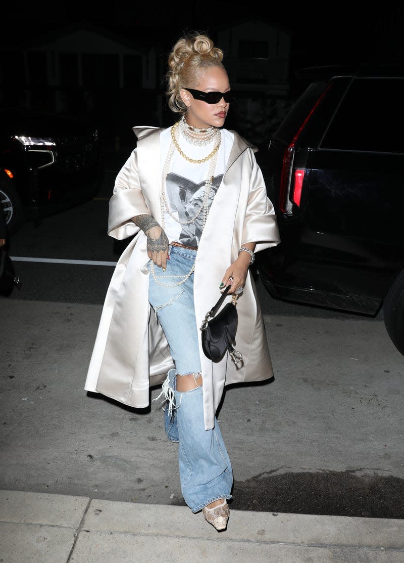 LOS ANGELES, CA - APRIL 06: Rihanna is seen at Giorgio Baldi restaurant on April 06, 2024 in Los Angeles, California. (Photo by The Hollywood Curtain/Bauer-Griffin/GC Images) - Photo: The Hollywood Curtain/Bauer-Griffin (Getty Images)