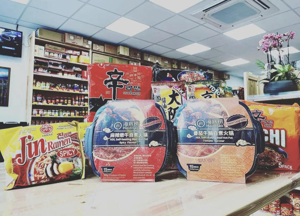 移民英國港人開港式超市！BRITKONG SHOP直送中港日韓食品雜貨＋Village Super兼有熟食檔賣菠蘿包＋奶茶