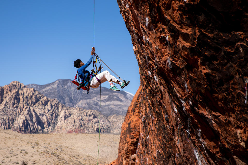 Blount ascends a static line in Red Rocks, just outside of Las Vegas, in March 2022.<span class="copyright">Irene Yee</span>