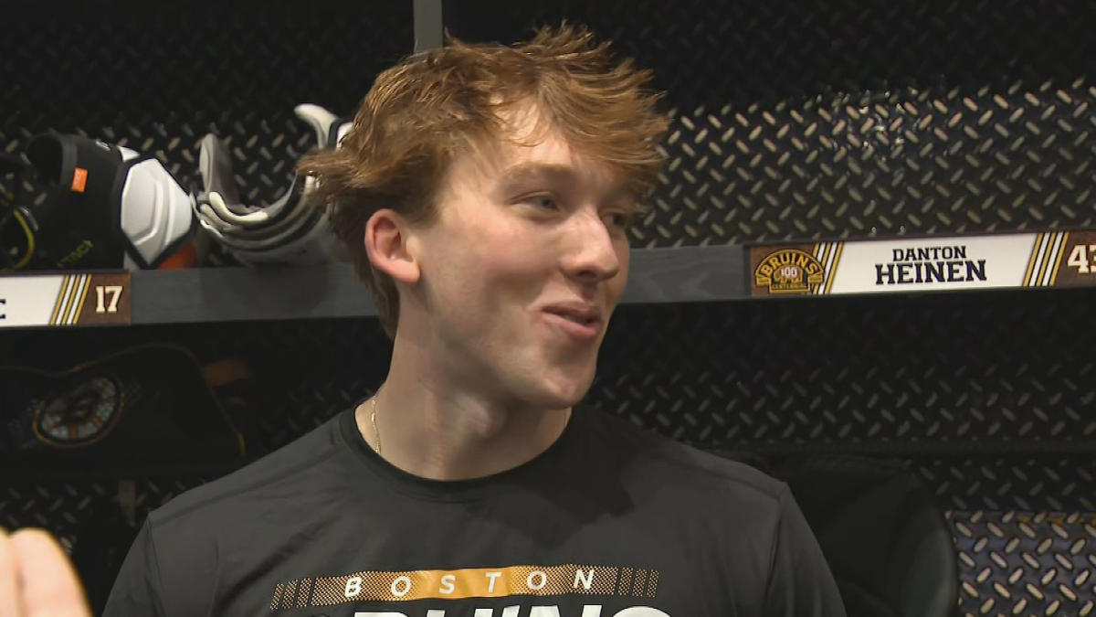 Mason Lohrei All Smiles After His NHL Debut With Boston Bruins ...