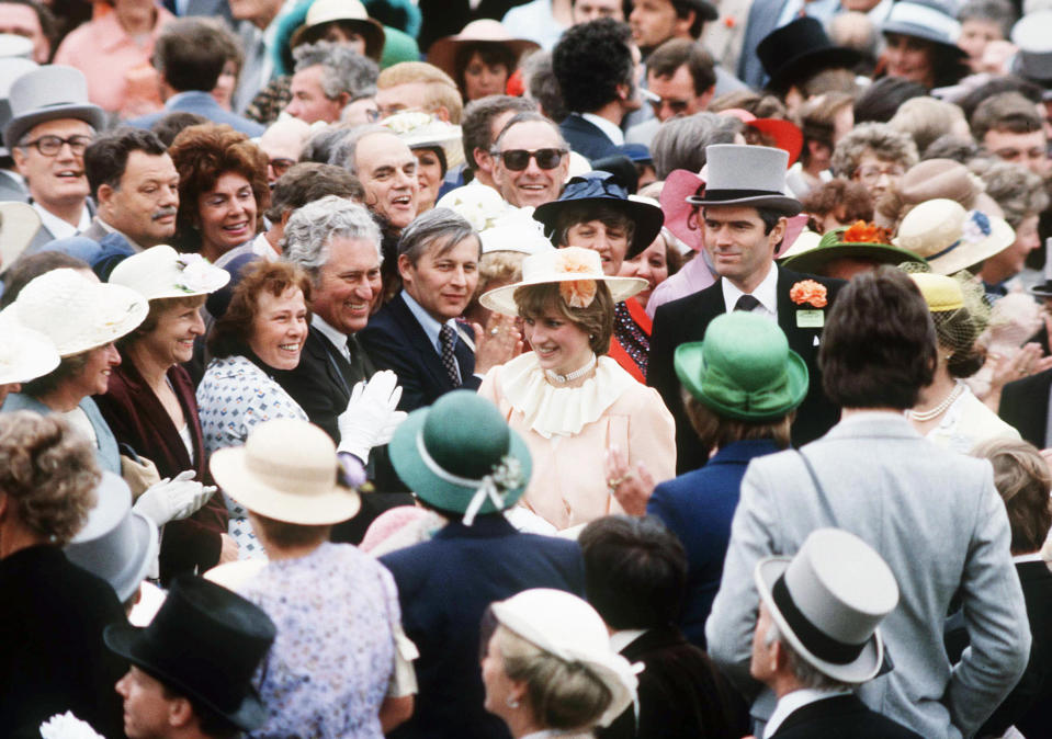 La Princesse Diana en juin 1981 à Londres, en première visite à Ascot.