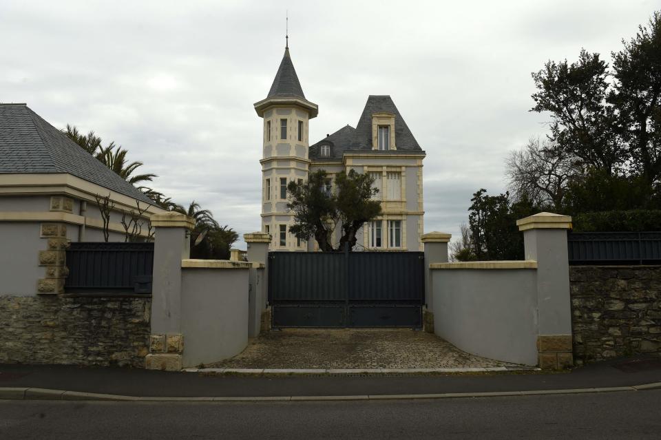 The "Alta Mira" villa is pictured in Biarritz south-western France, on February 27, 2022. - Two men have been arrested on March 14, 2022 after breaking into and occupying the property belonging to Kirill Shamalov, a Russian billionaire and former husband of Russian president Vladimir Putin's younger daughter Katerina Tikhonova.