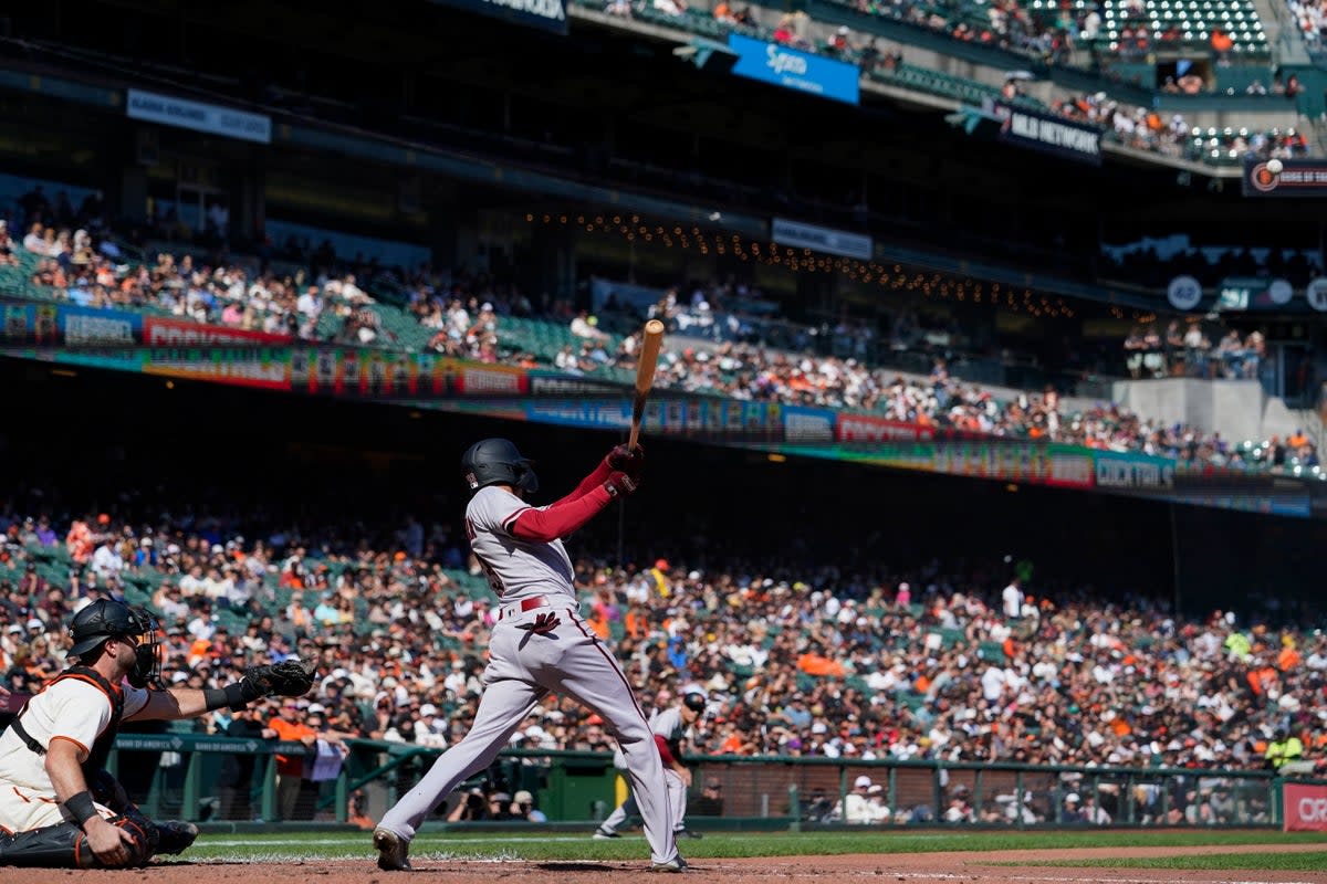 DIAMONDBACKS-GIGANTES (AP)