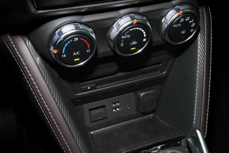 Mazda2尊榮型以上才配有智慧型電子恆溫調