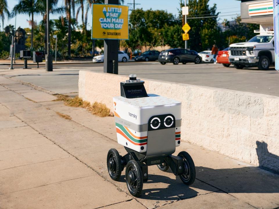 7-Eleven robot deliveries